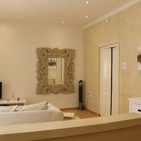 Charming Home In Republic Street La Valette Extérieur photo
