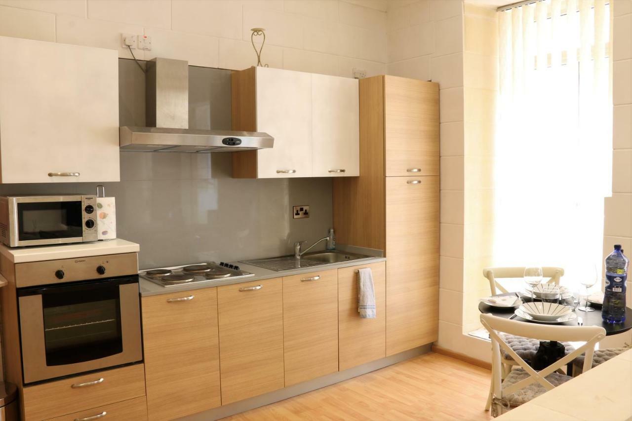 Apartment Charming In Republic Street Valletta